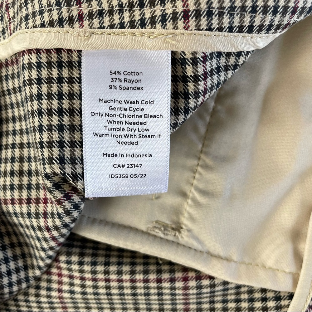 Talbots Chatham Ankle Pants Plaid‎ Womens Size 12 petite Cotton Blend Corpcore - Picture 7 of 11